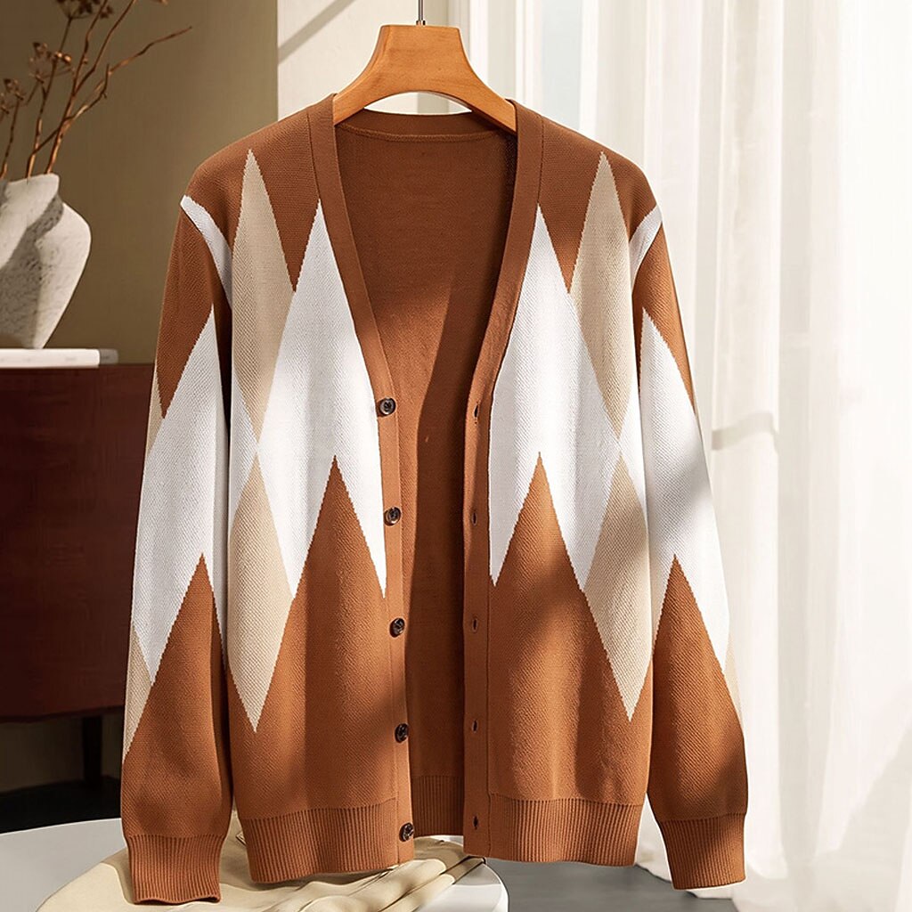 Peak Diamond V-Neck Cardigan