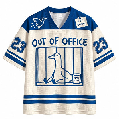 Men's Duck Number Text Graphic V-Neck Sports Jersey
