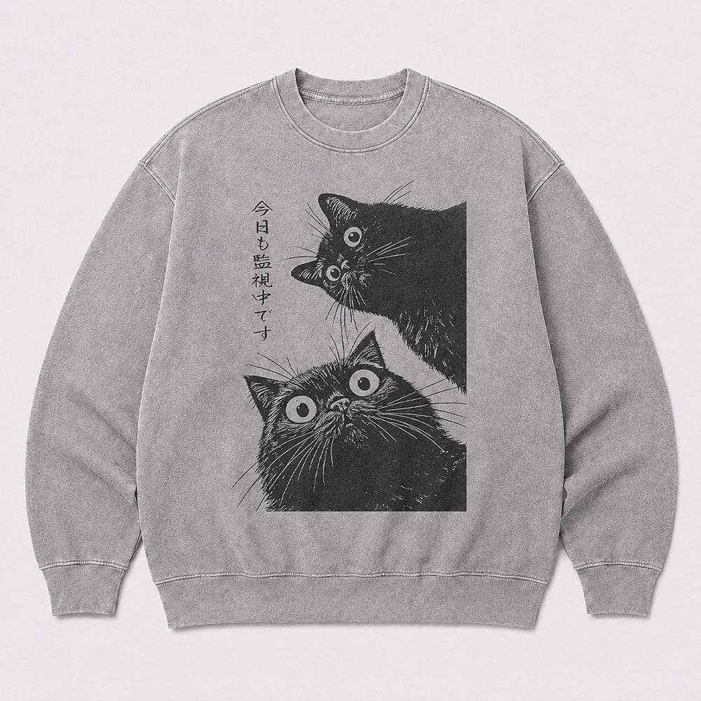 Men's Japanese Peeking Cats Graphic Washed Crew Neck Sweatshirt